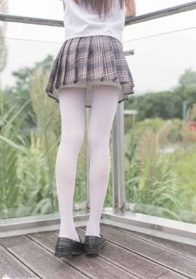 美女来了